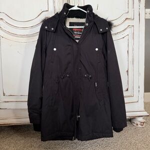 Superdry Woman’s Black Coat/Parka